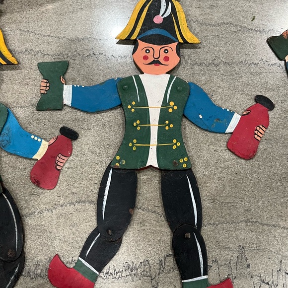 Primitive French Shadowdancer - Picture 5 of 6